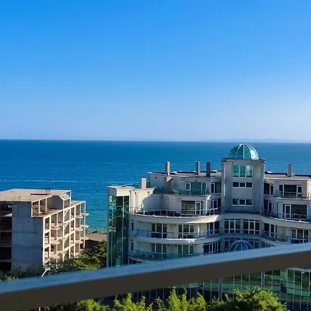 Horizon Sea View Apartment